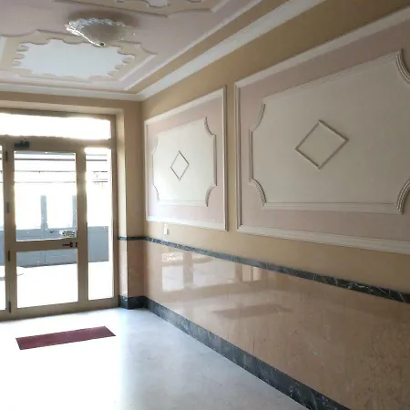 Great Accogliente E Chiavari